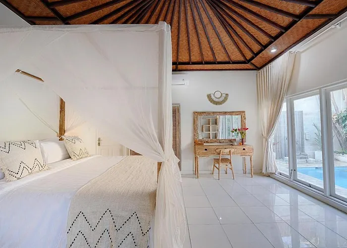 Noni Villa *