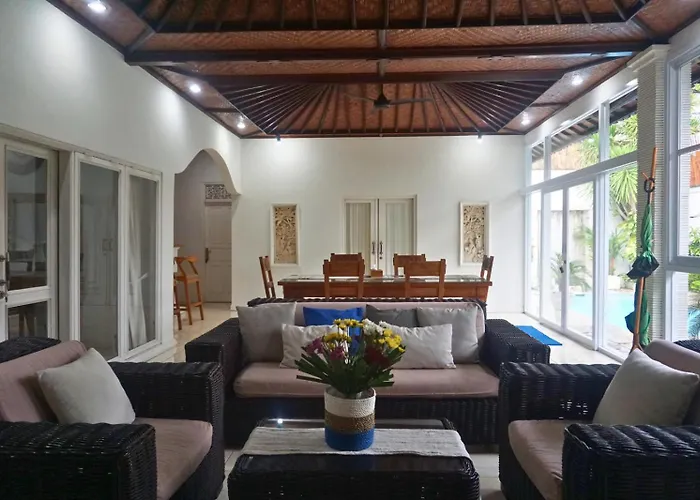 Noni Villa *